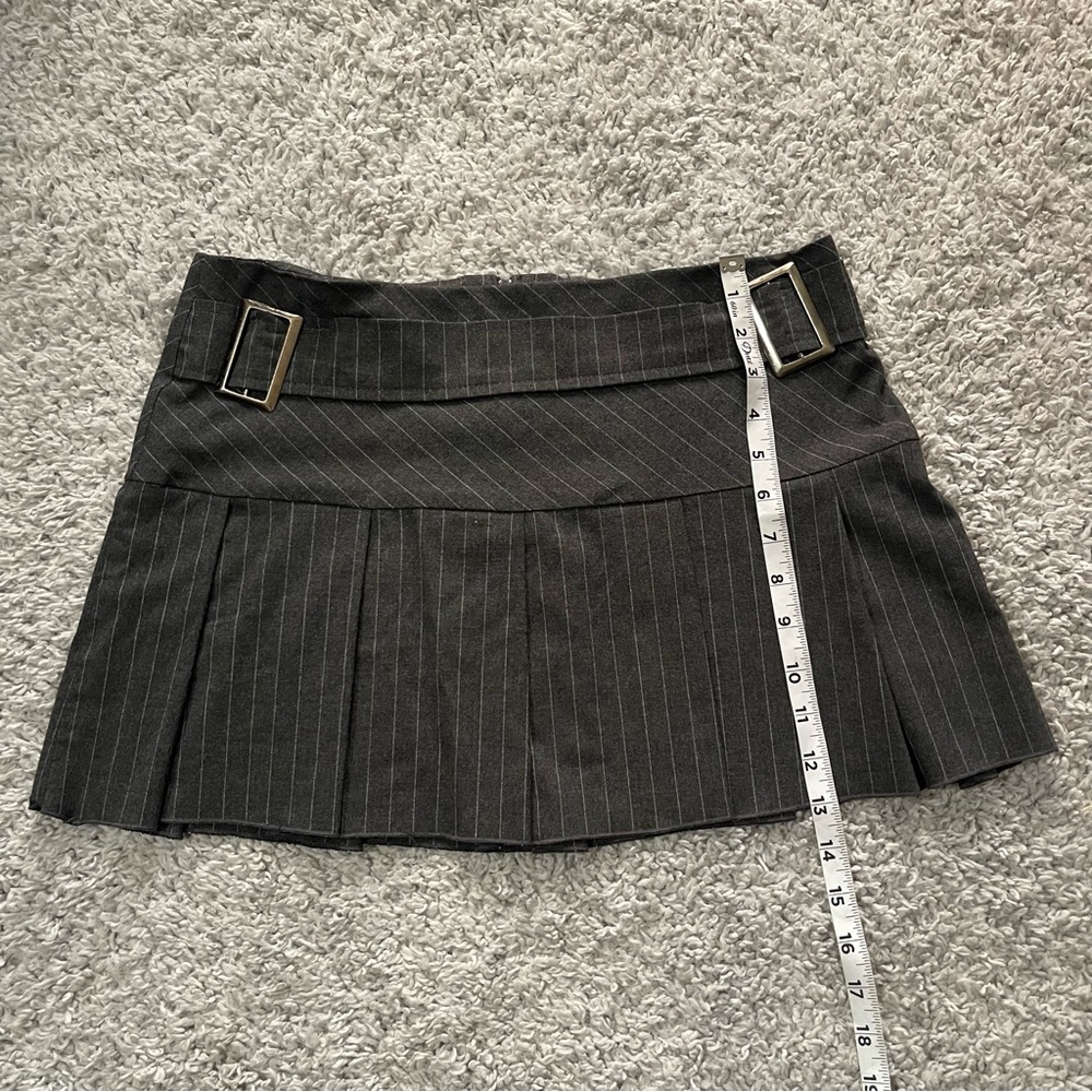 French Kyss Charcoal Pinstripe Mini Skirt with Belt buckle - Picture 5 of 6